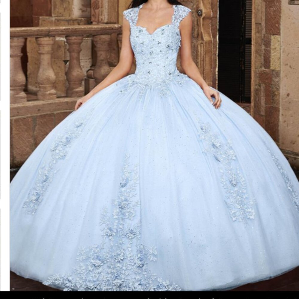 NWT Light blue Quinceanera gown size 12